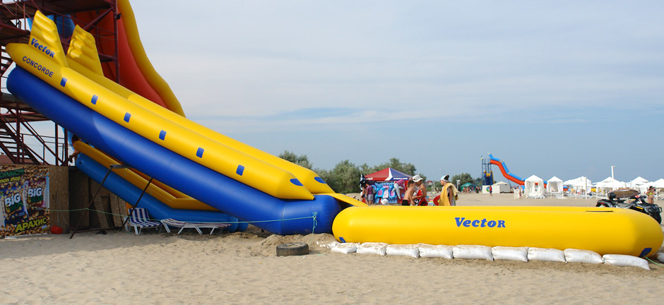 Inflatable water slide Concord
