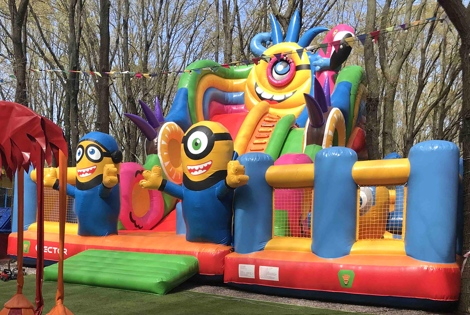 Батутный комплекс Фламинго